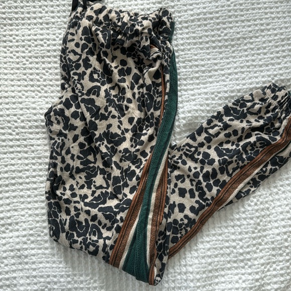Joggers - Picture 1 of 4